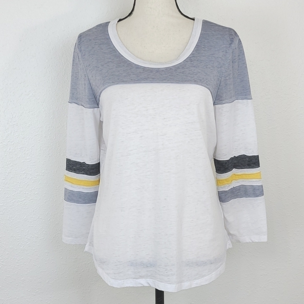 NINE BRITTON Super Soft White & Gray Lightweight Pullover Top, size M